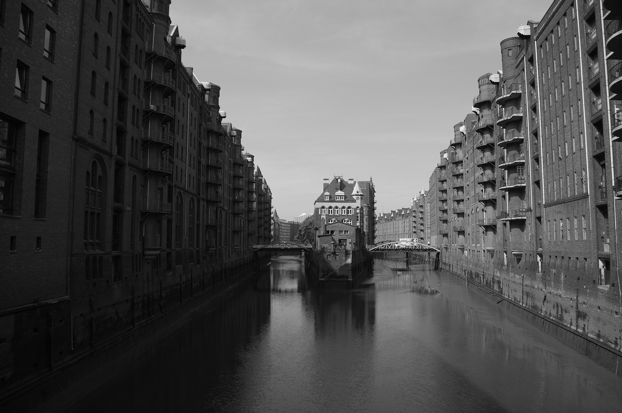 hamburg  speicherstadt  city free photo