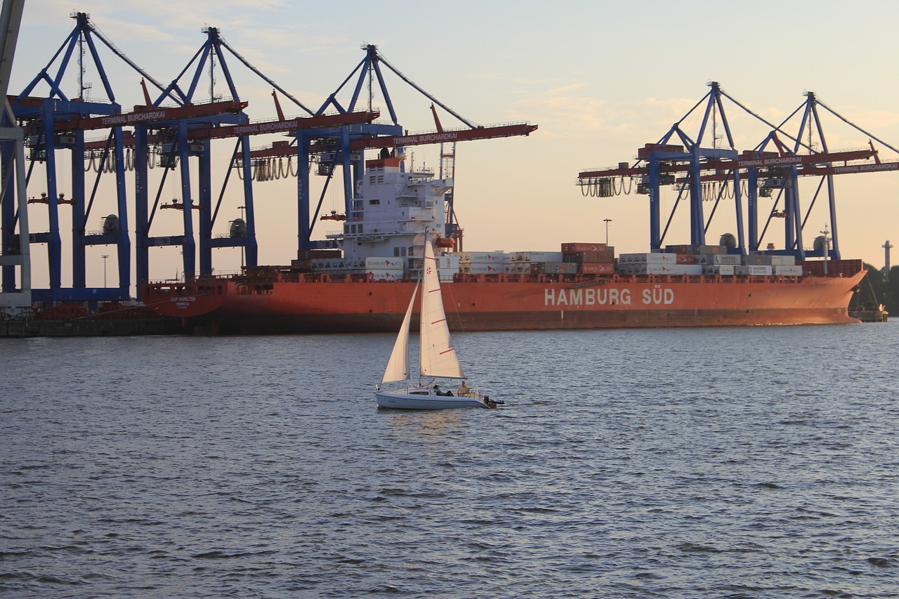 hamburg sailing boat port free photo