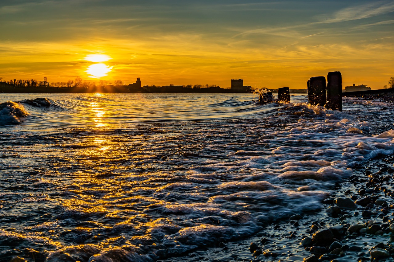 hamburg  elbe  sunset free photo