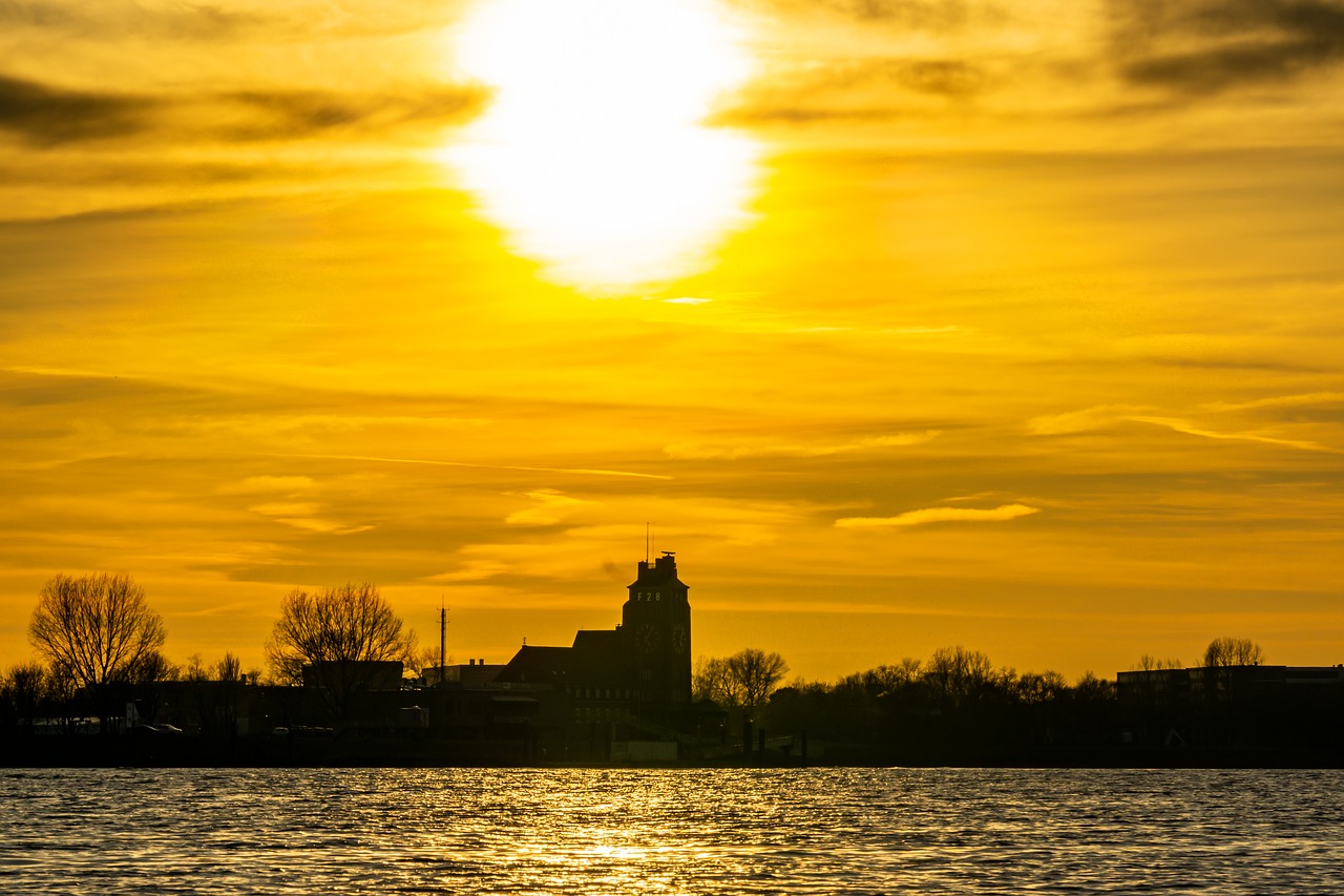 hamburg  elbe  sunset free photo