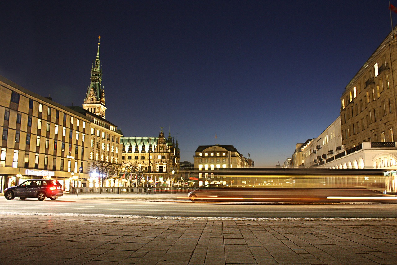 hamburg road traffic free photo