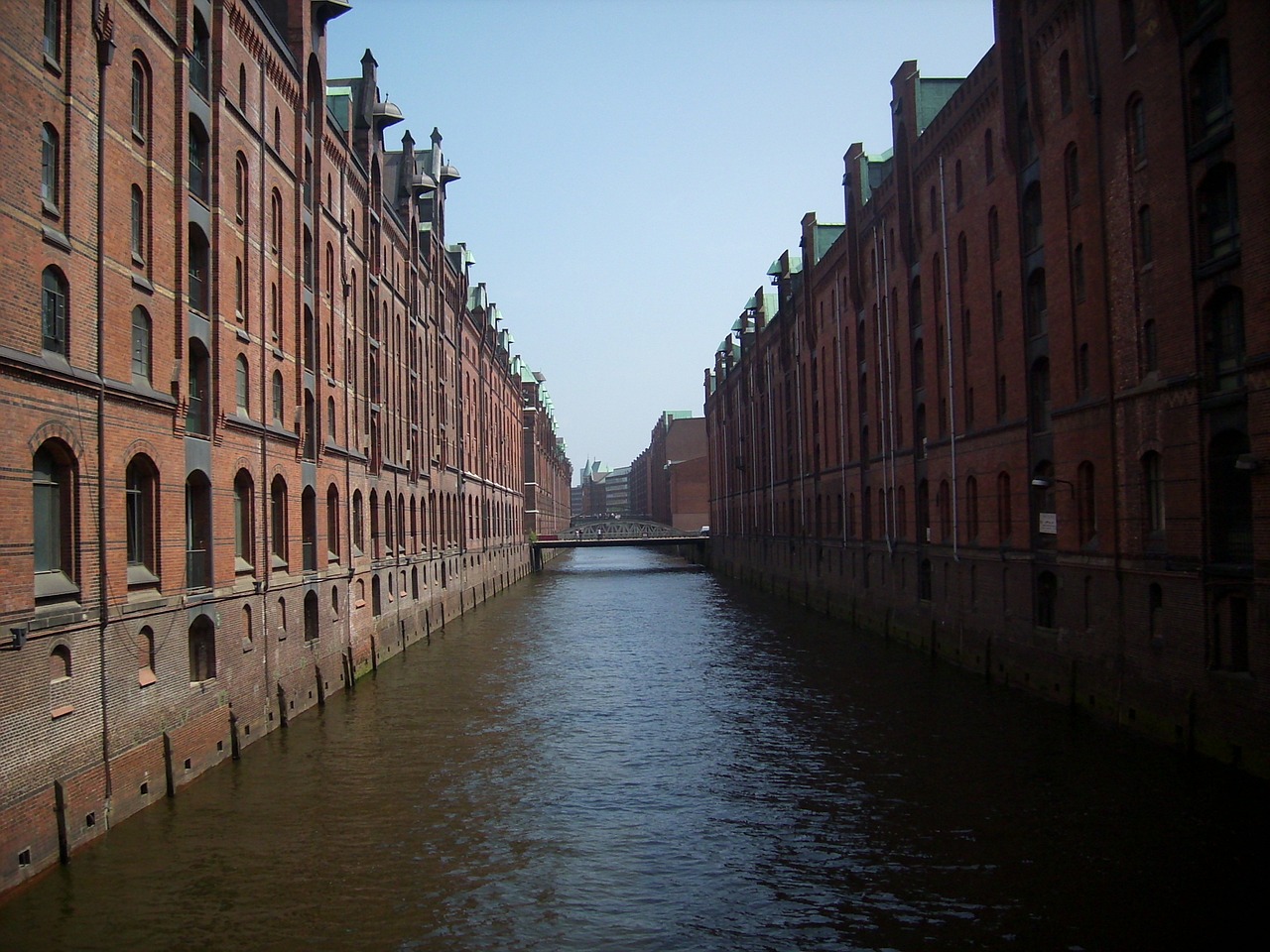 hamburg speicherstadt building free photo