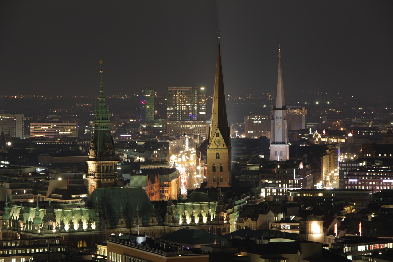 hamburg night church free photo