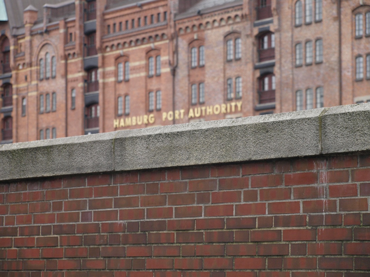 hamburg wall bricks free photo