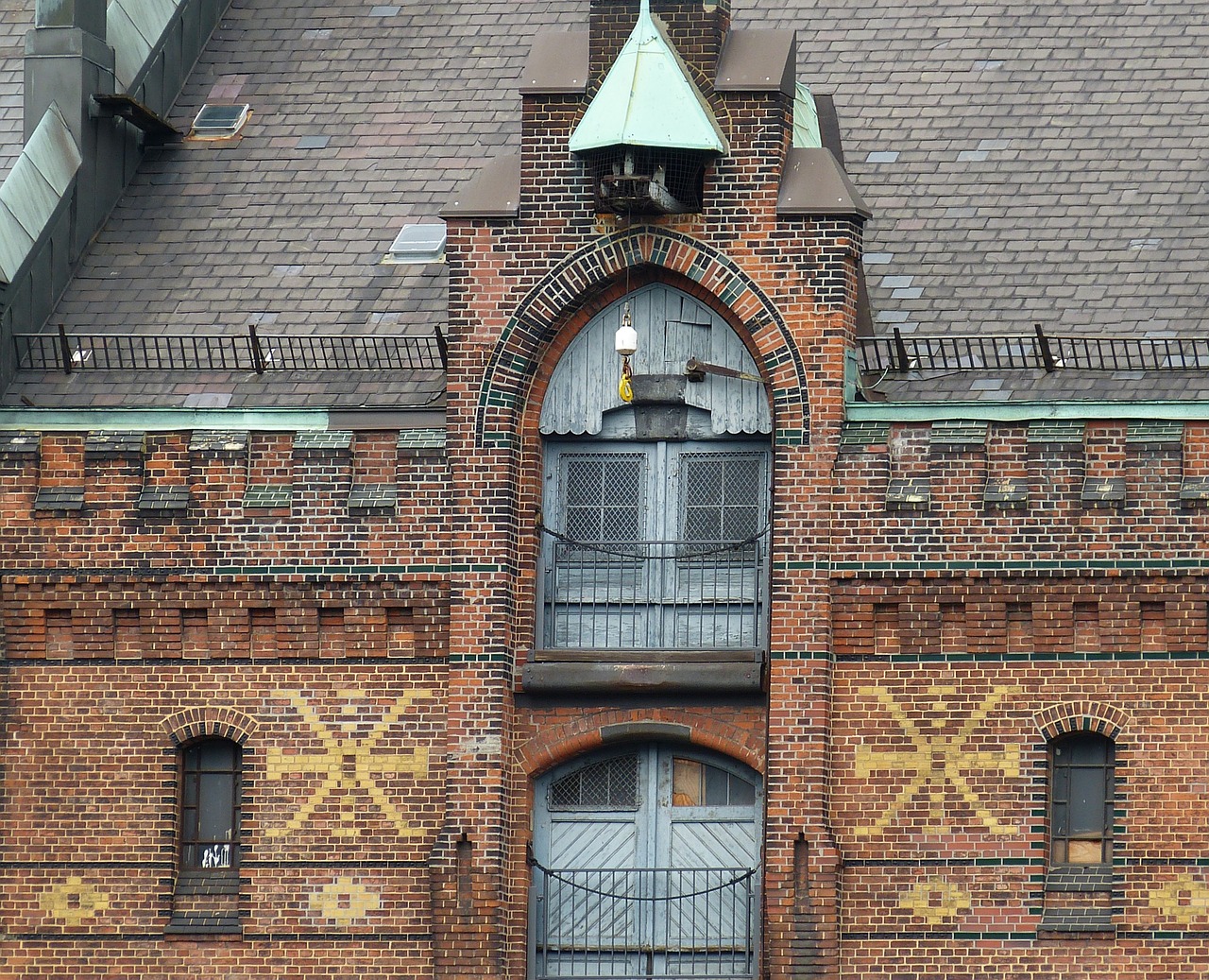 hamburg hanseatic city old town free photo