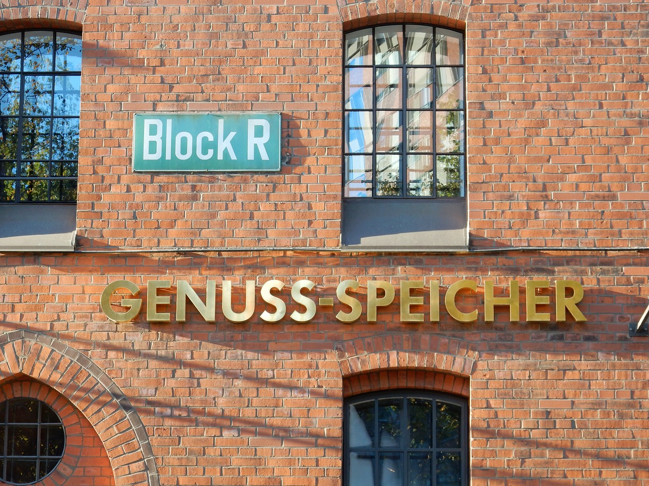 hamburg speicherstadt brick free photo
