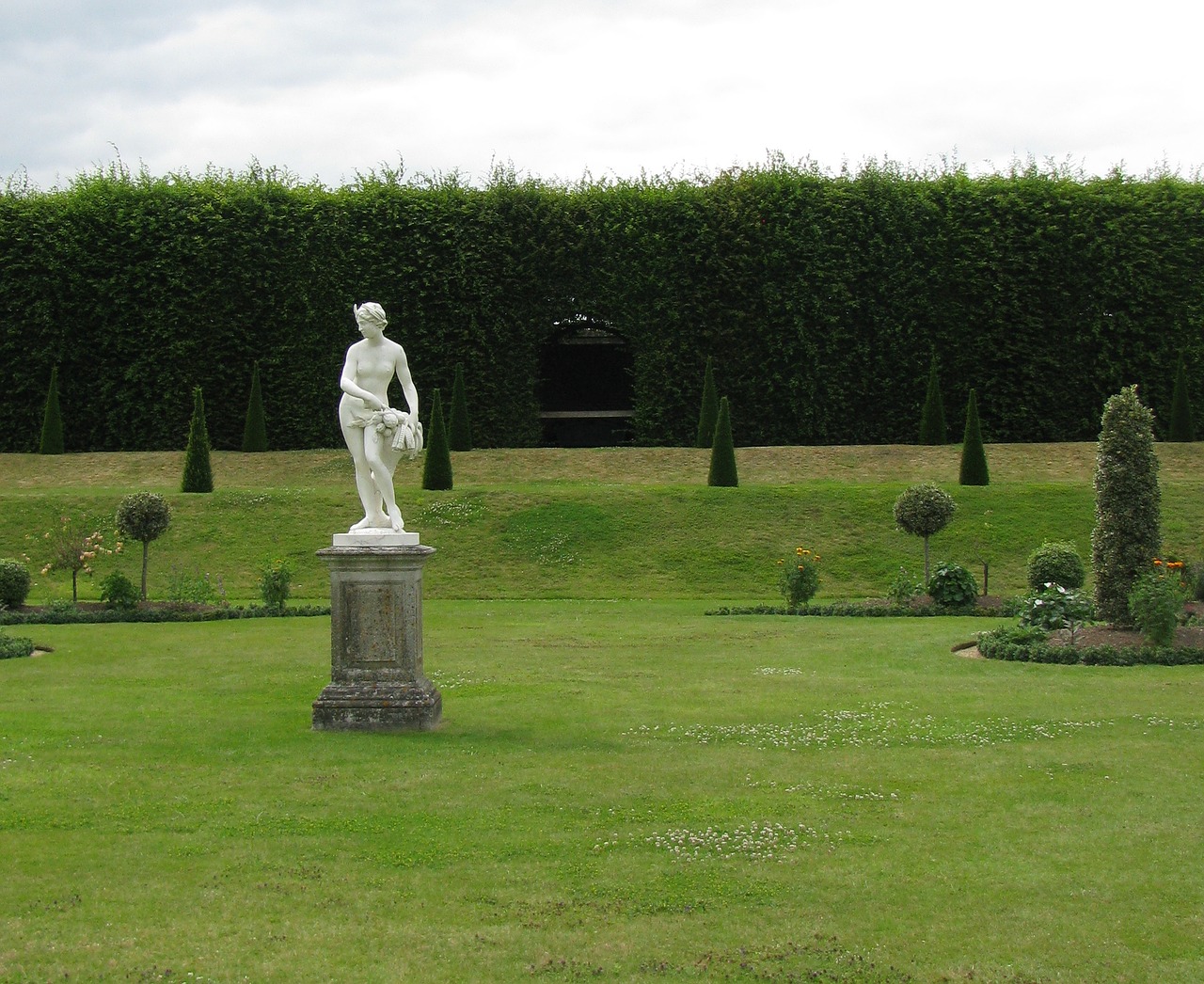 hampton court palace london england free photo