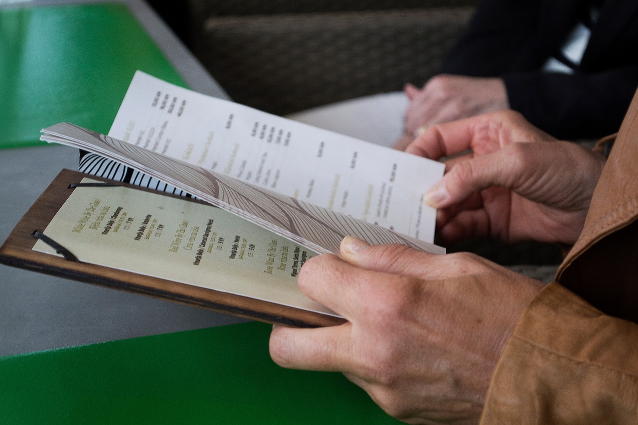 hand table menu free photo