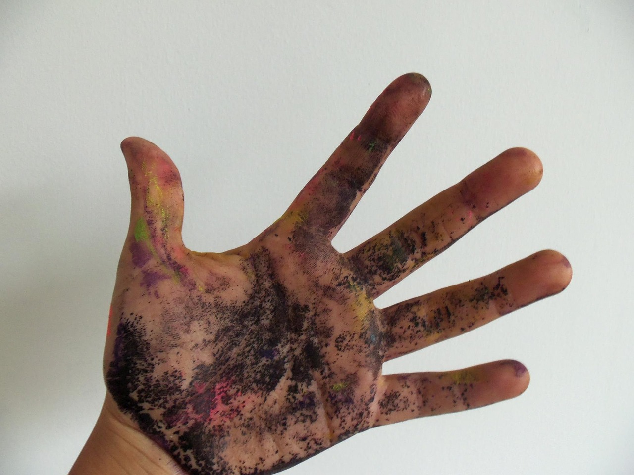 hand paints colors free photo