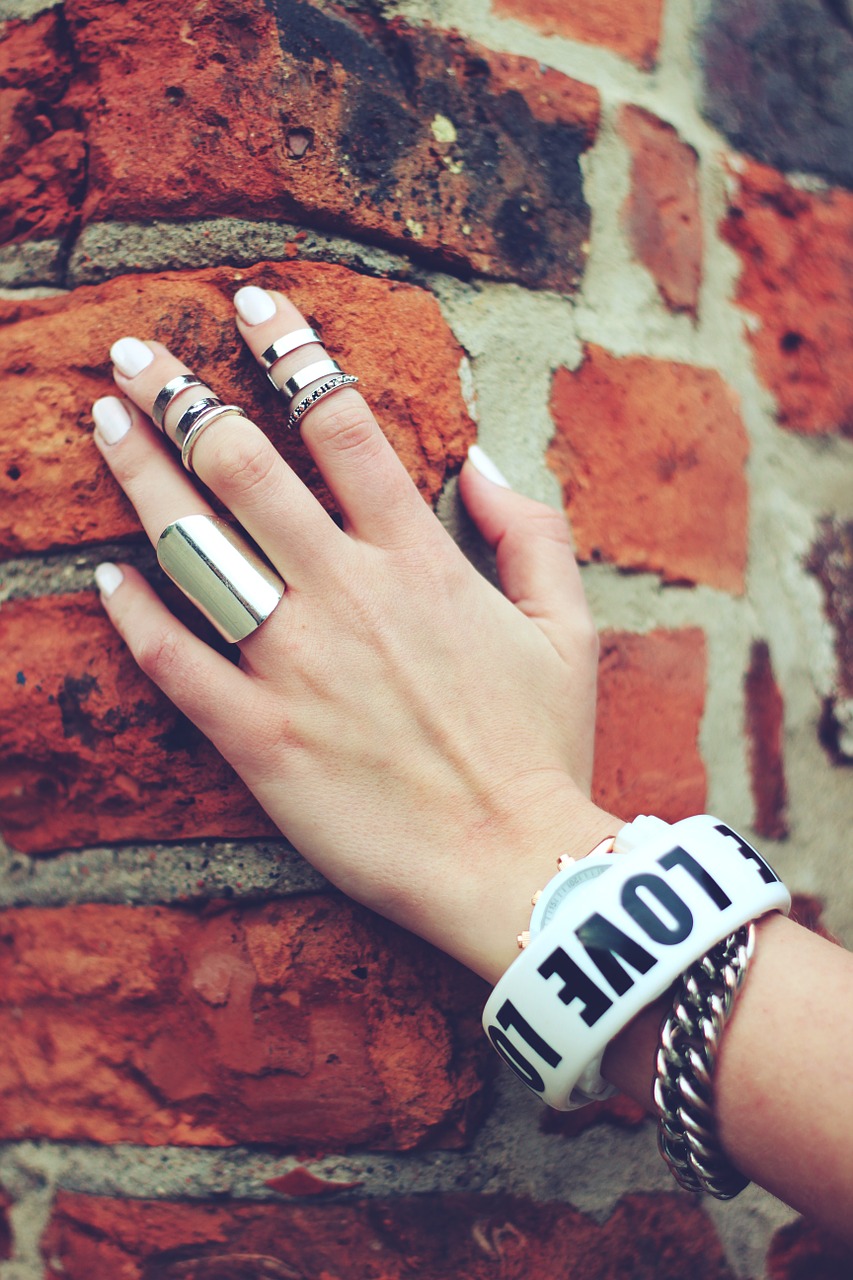 hand bricks ring free photo