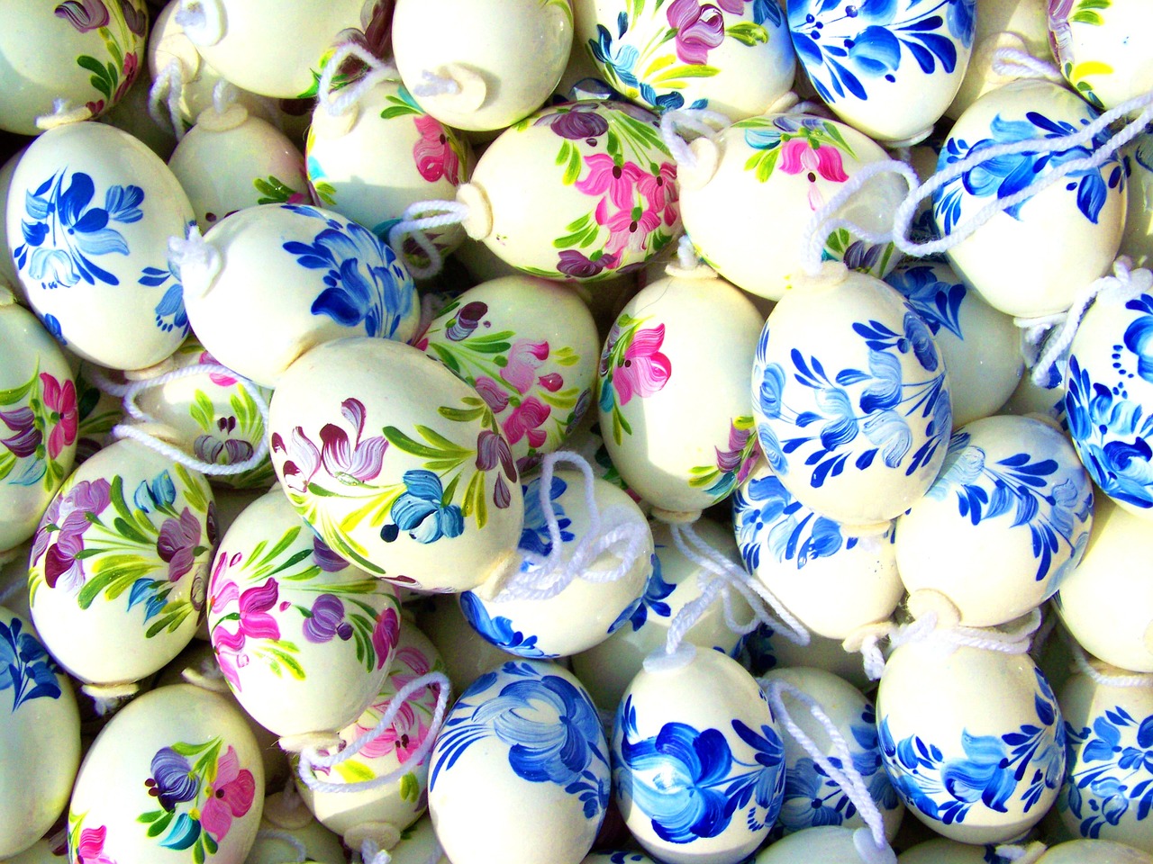 hand-painted easter eggs easter eggs easter free photo