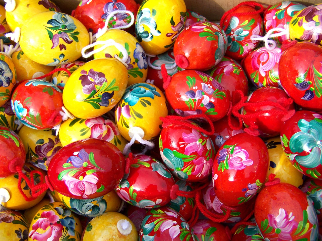 hand-painted easter eggs easter eggs easter free photo