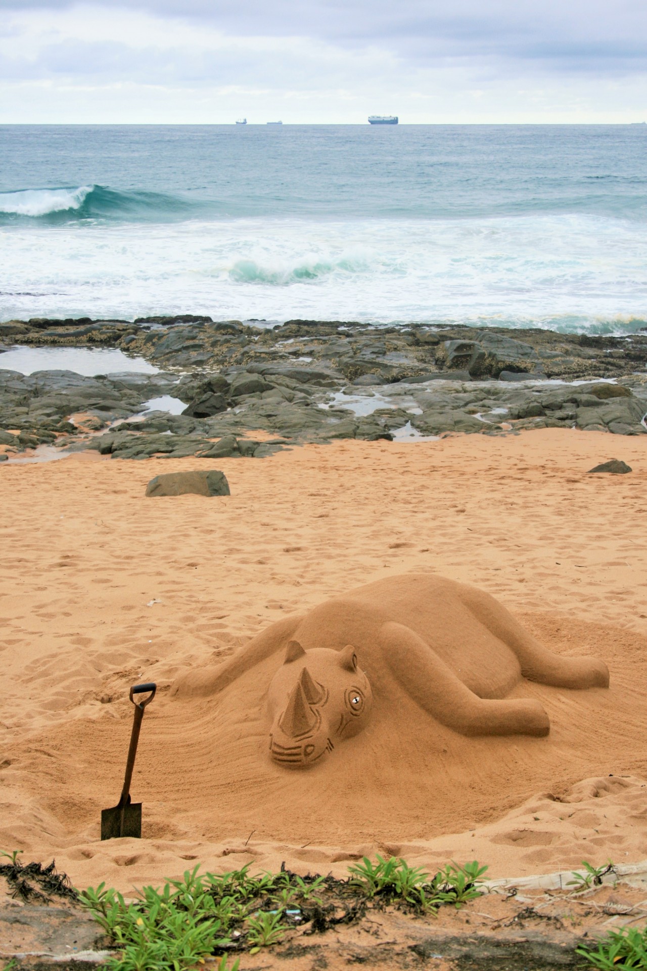 beach sand sculpture free photo