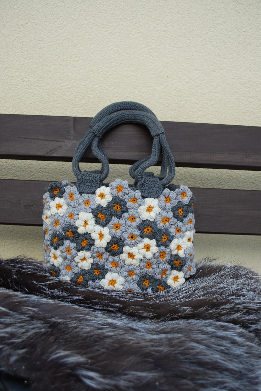 handbag flower motif free photo