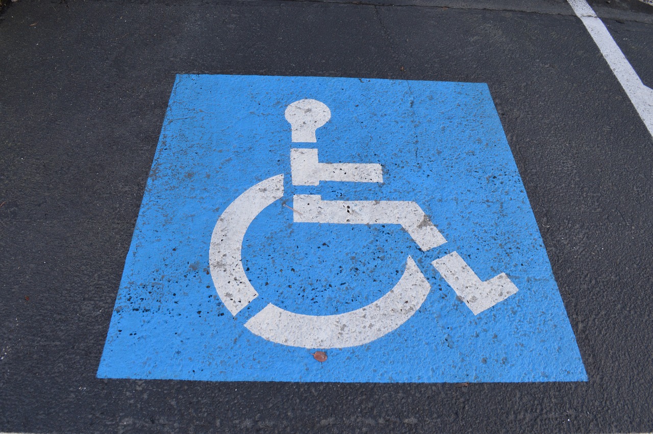 handicap ada parking space free photo