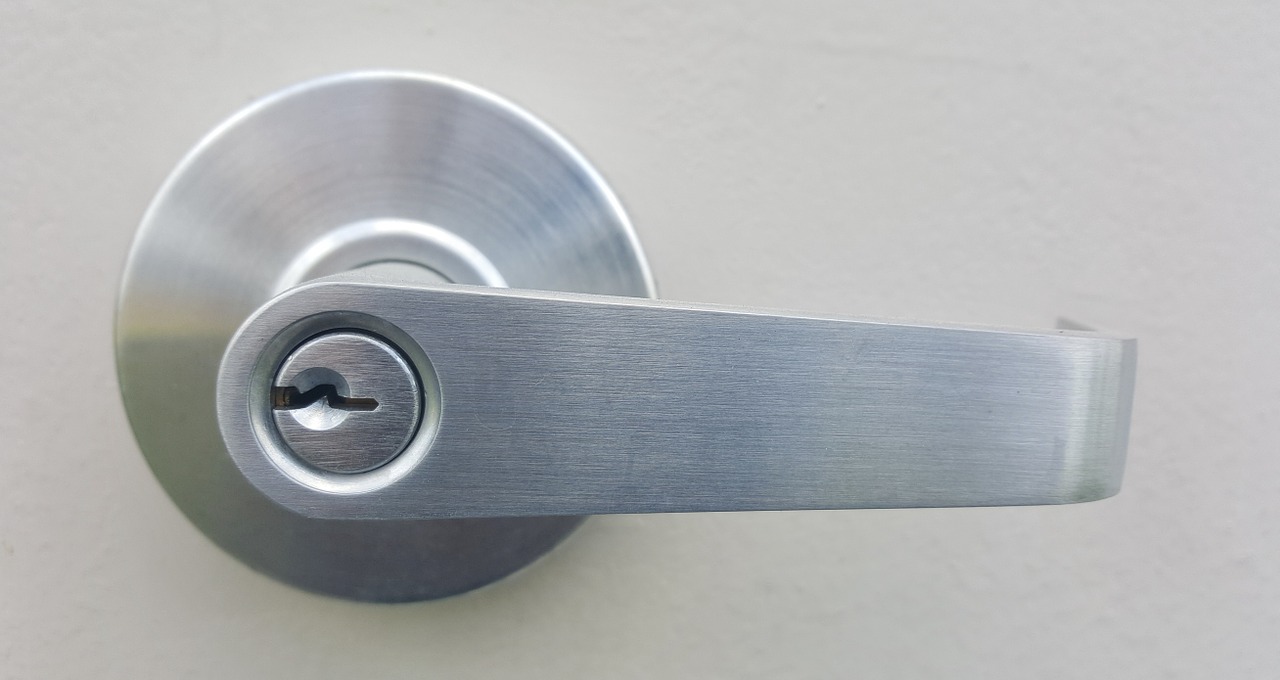 handle door handle doorknob free photo