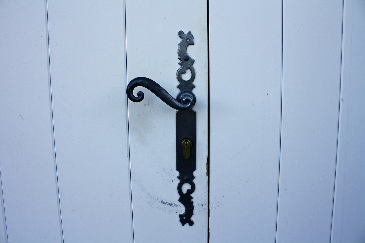handle door wrought iron free photo