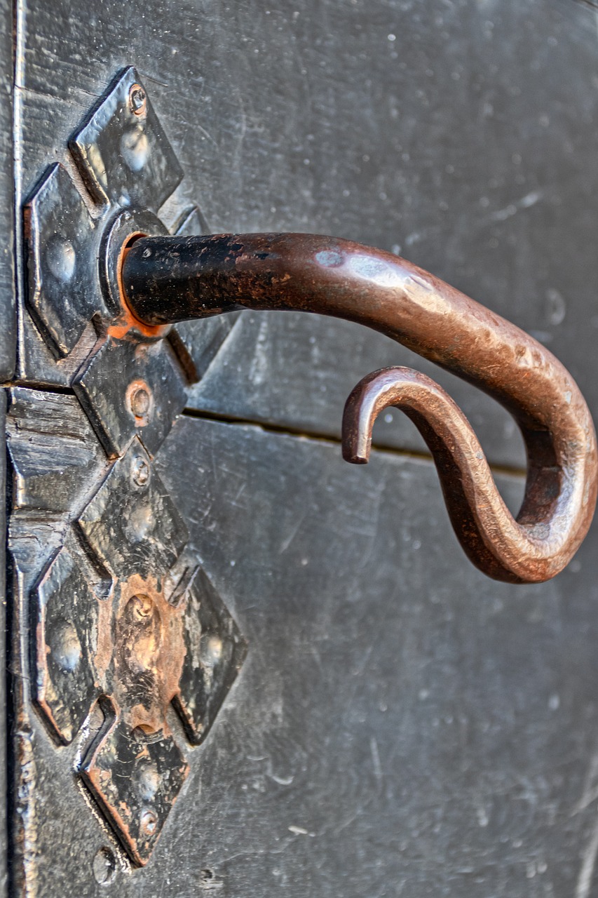 handle  door handle  architecture free photo
