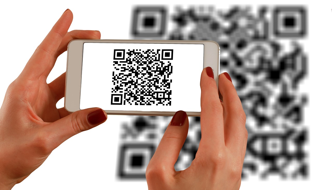 hands smartphone barcodes free photo