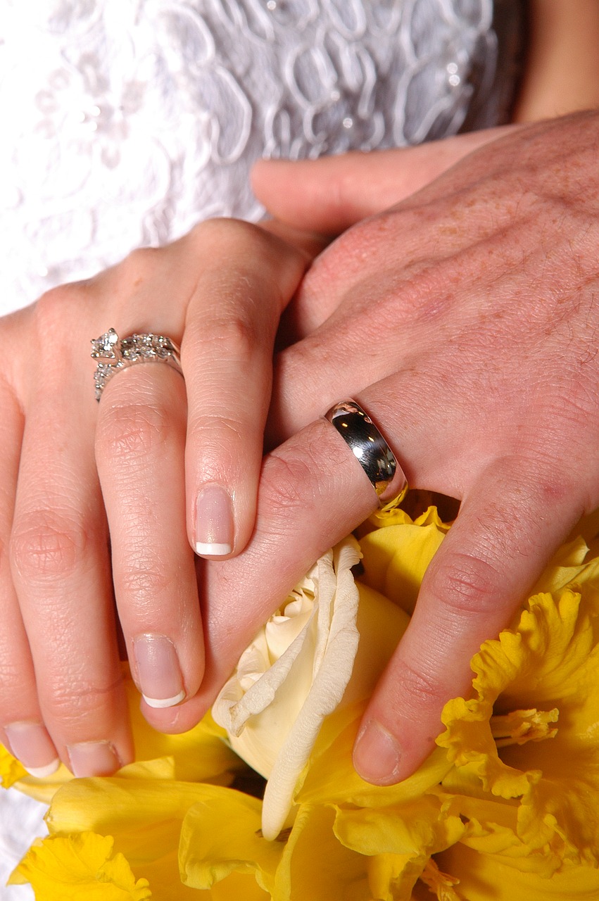 hands marriage rings free photo