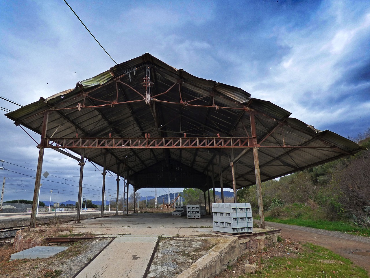 hangar railway old free photo