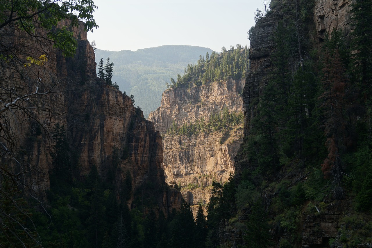 hanging  lake  trail free photo