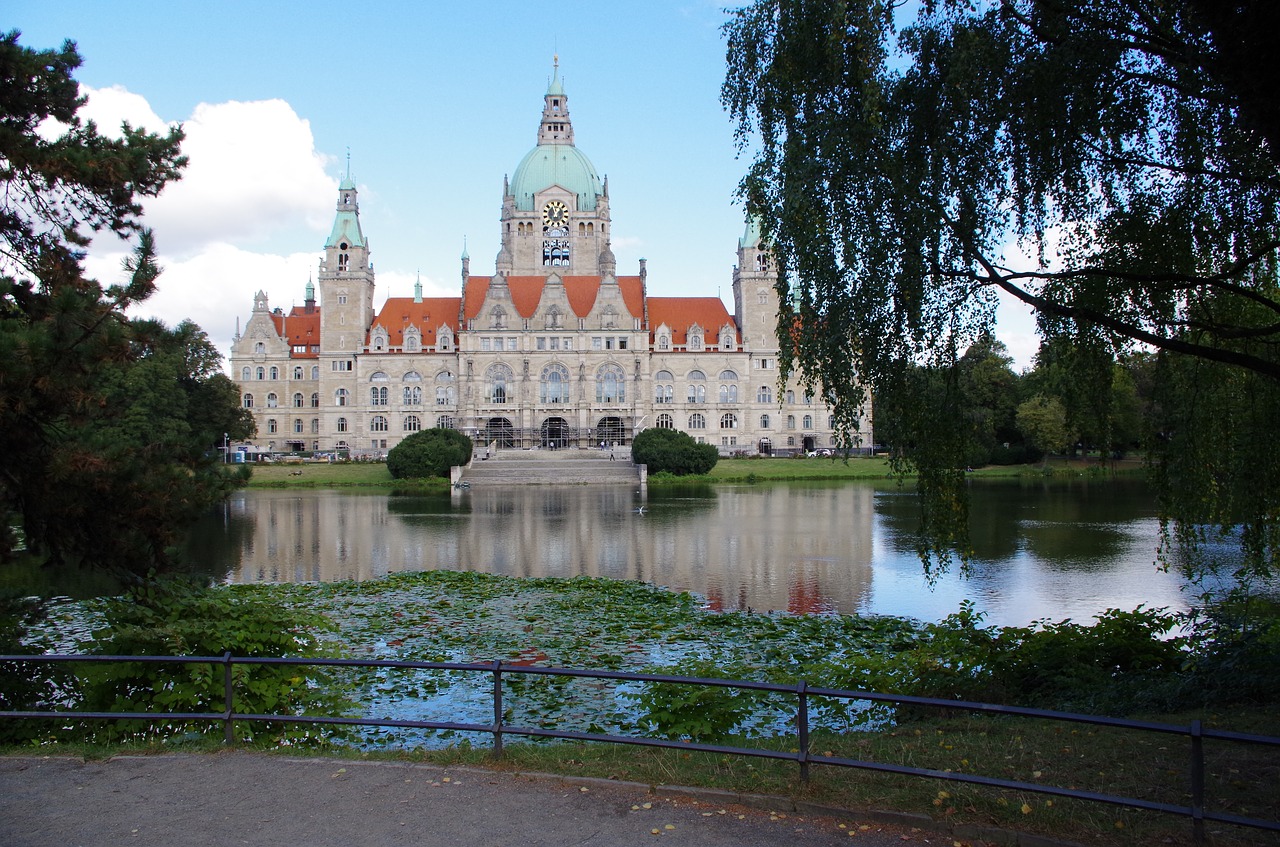 hannover architecture castle free photo