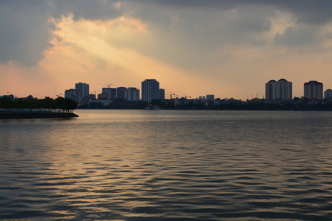 hanoi sunset lake free photo