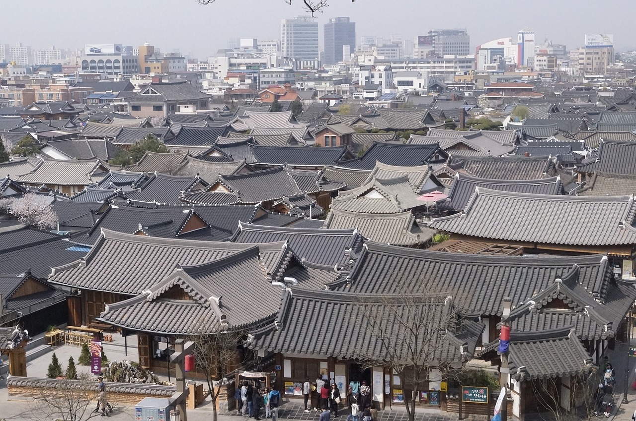 hanok village jeonju jeonju hanok village free photo