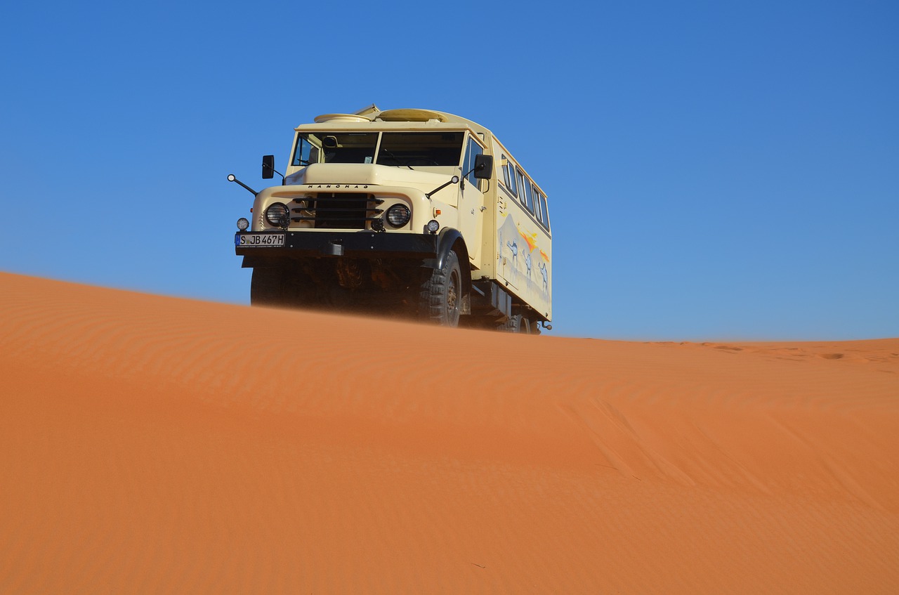 hanomag  sand dune  truck free photo