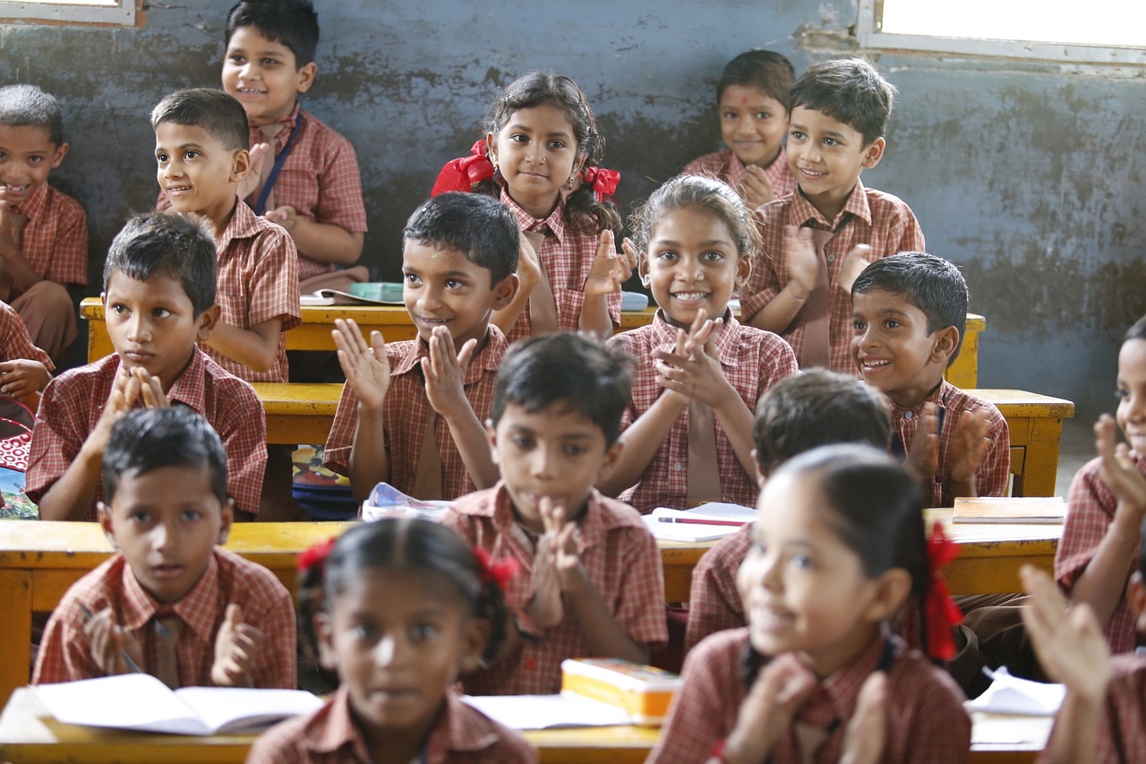 happy children education akshaya patra free photo