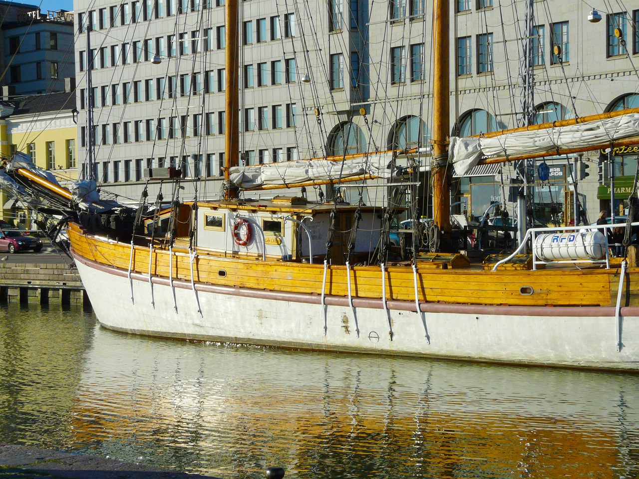 harbor heisinki harbor market square free photo