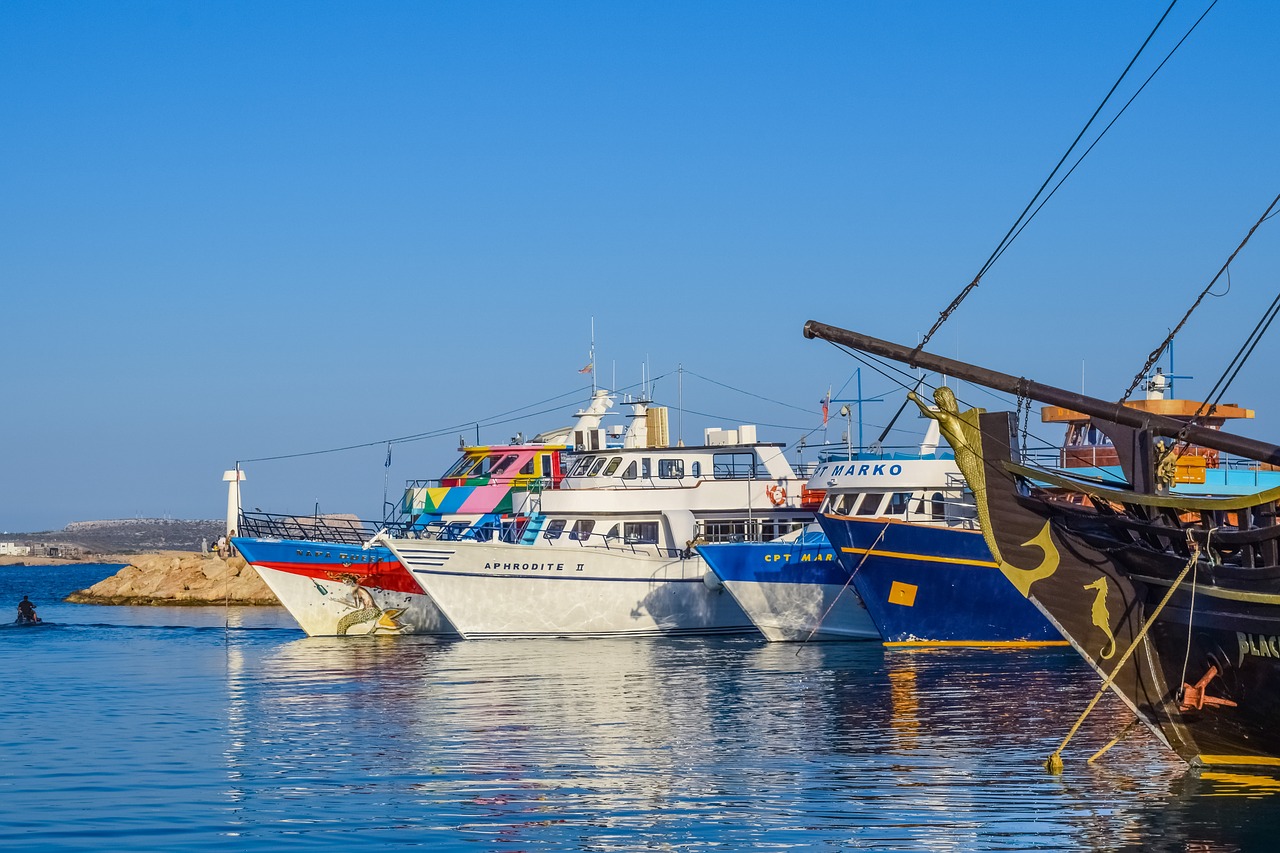 harbor boats reflections free photo