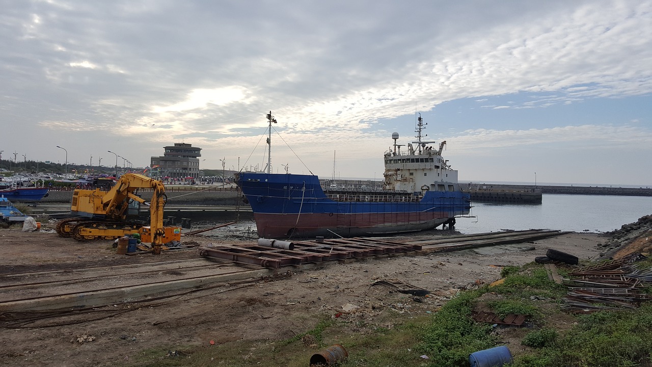 harbor ship taiwan free photo