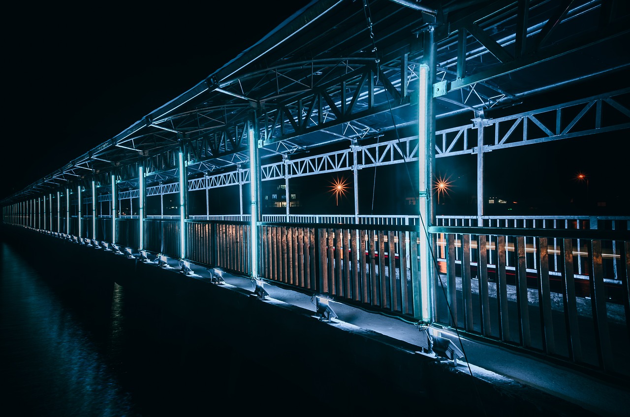 harbour bridge photo light evening free photo