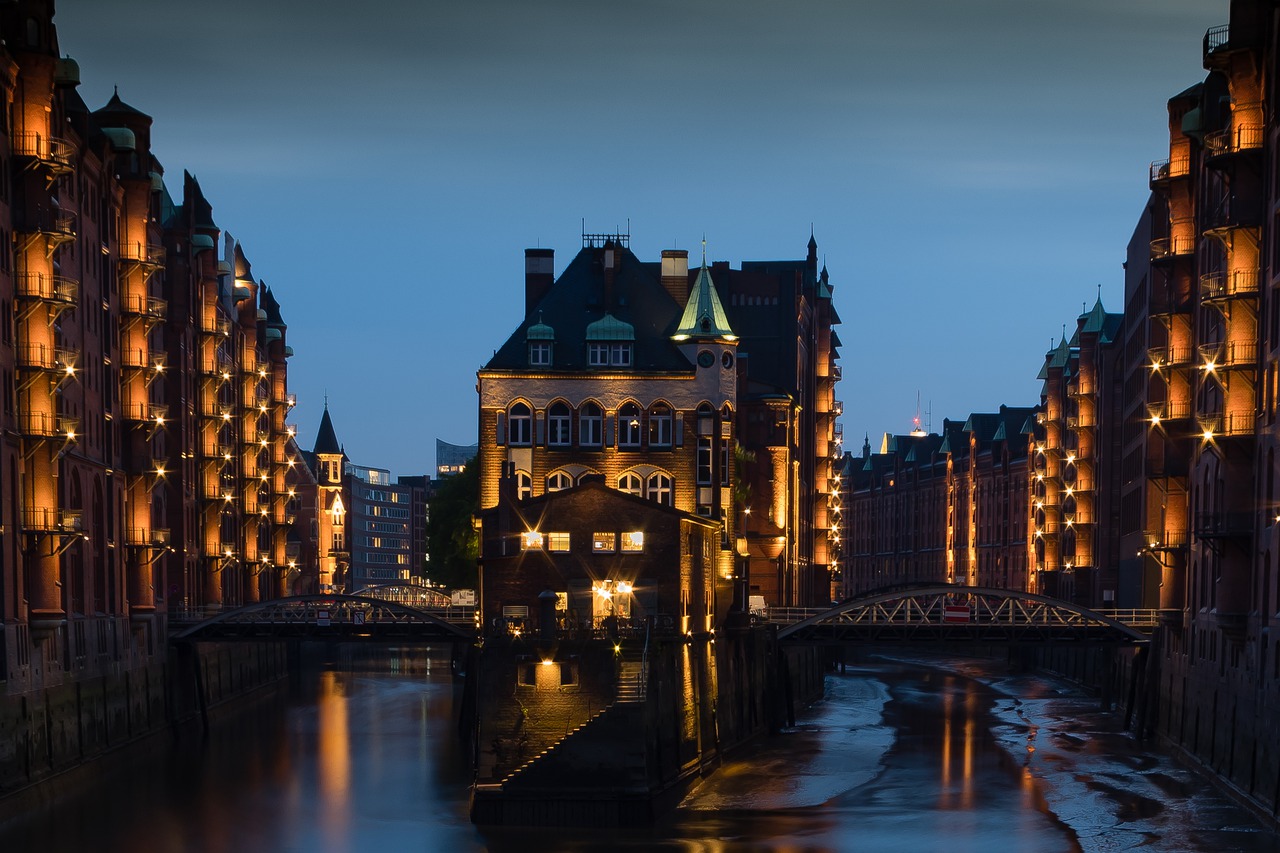 harbour city  hamburg  architecture free photo