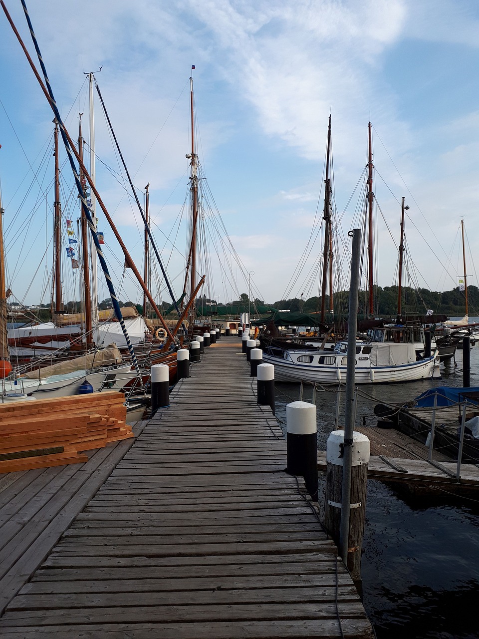 harbour museum  ships  port free photo