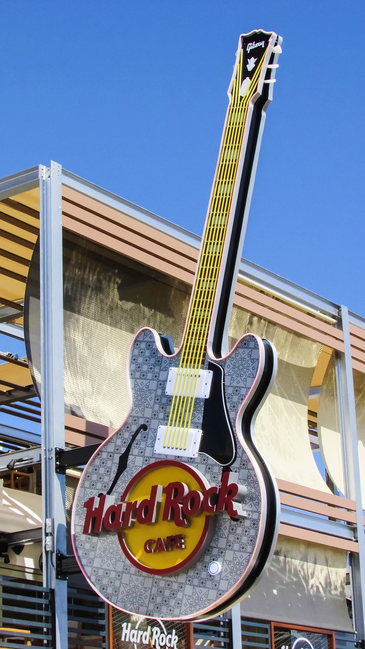 hard rock café guitar tourism free photo