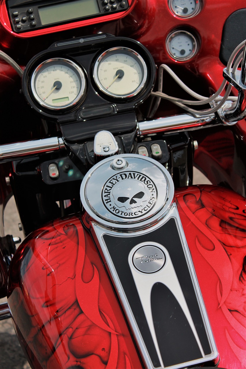 harley davidson motorcycle red motorcycle free photo