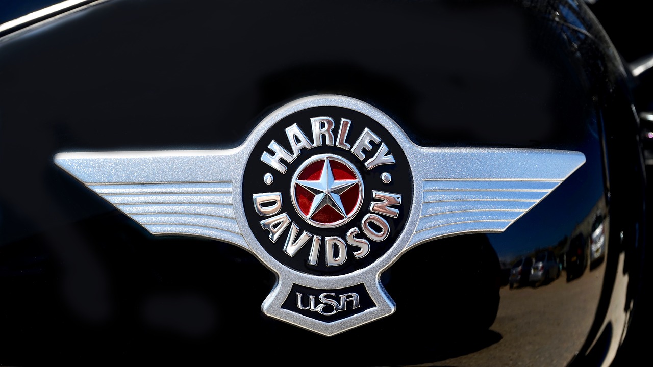 harley davidson badge motorcycle free photo