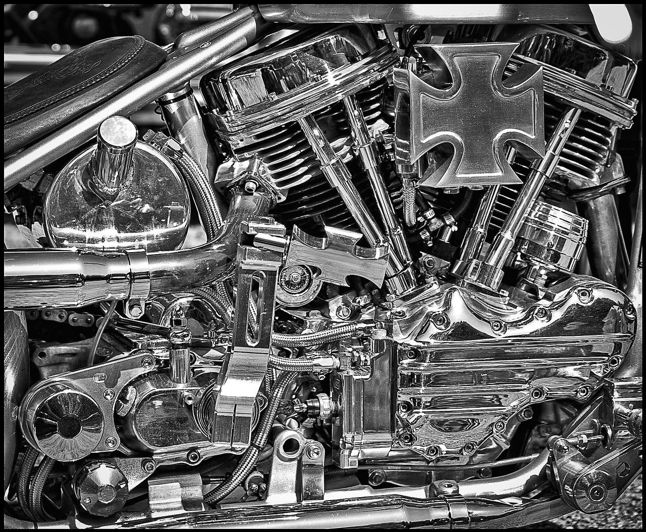 harley davidson motor chrome free photo