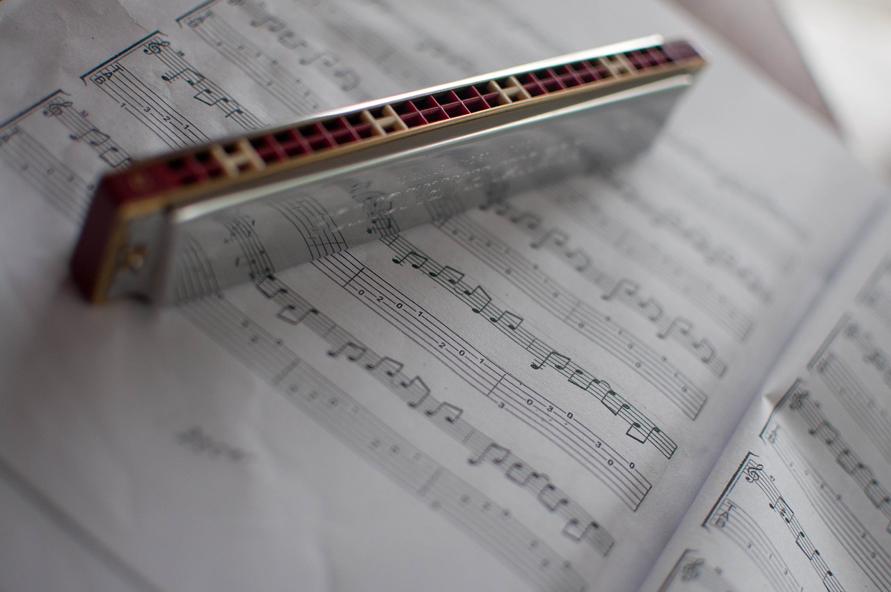 harmonica music notes free photo