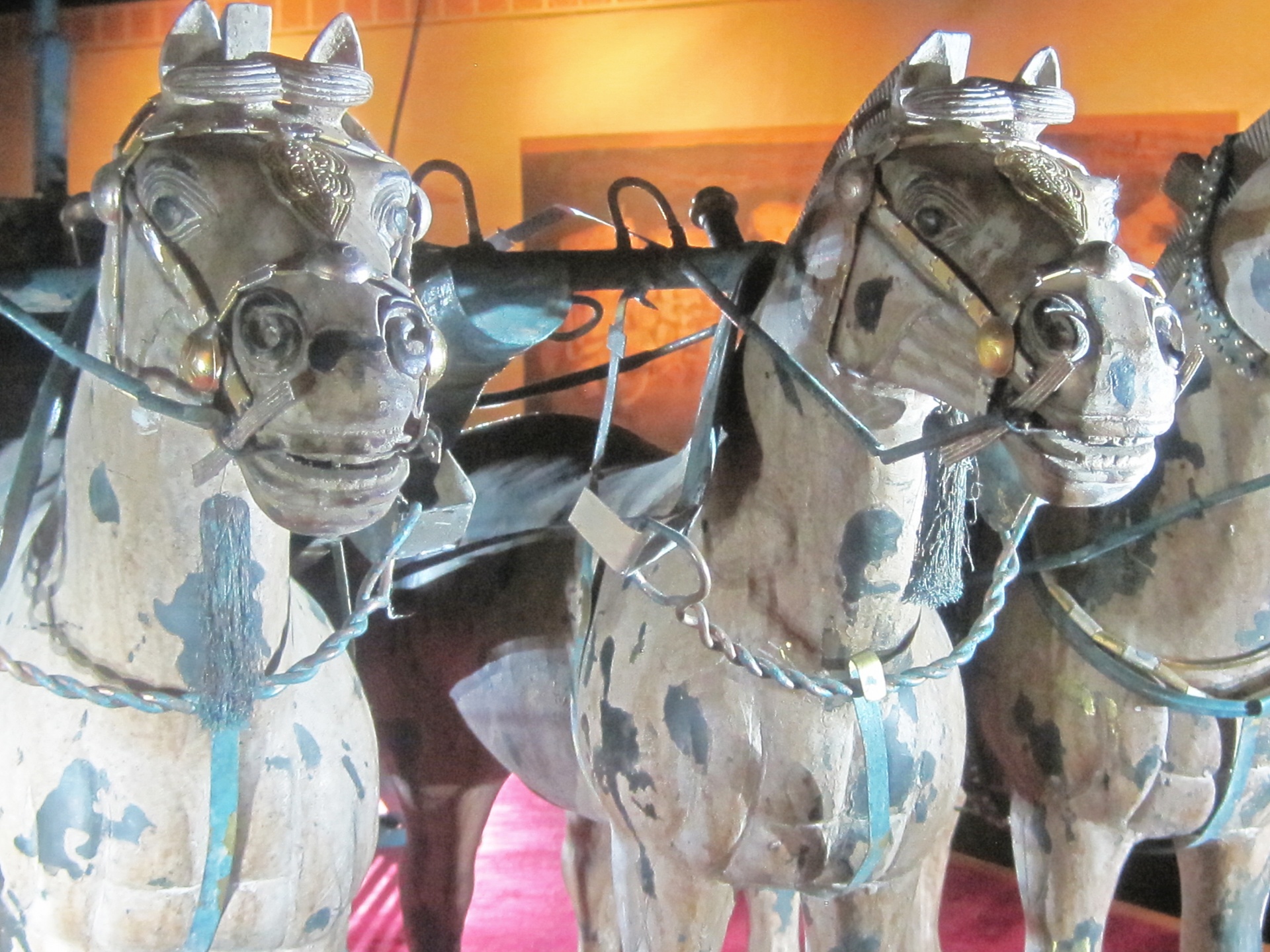 replicas statue horses free photo