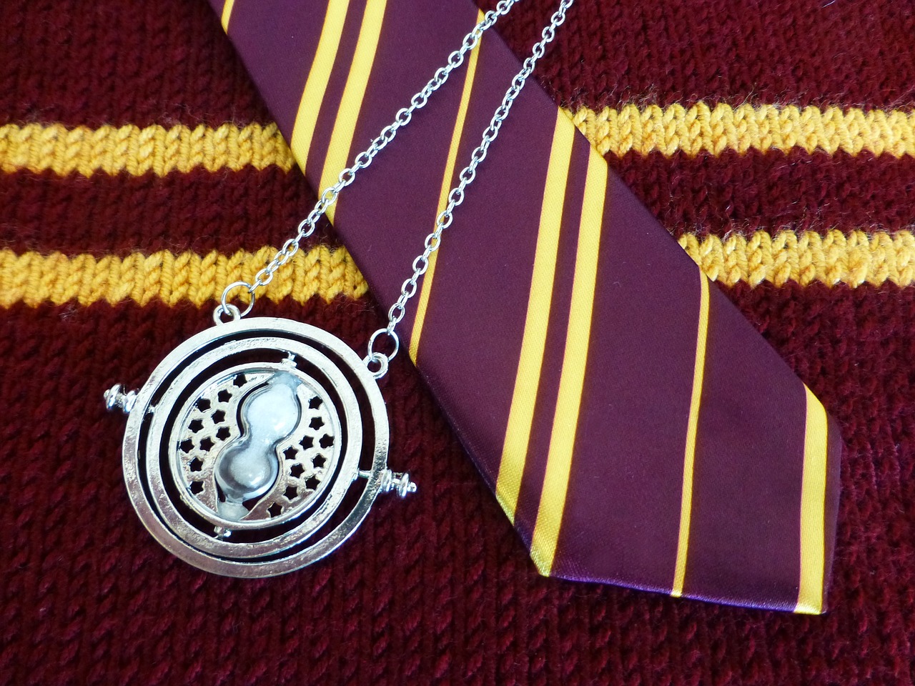 harry potter gryffindor house colours free photo