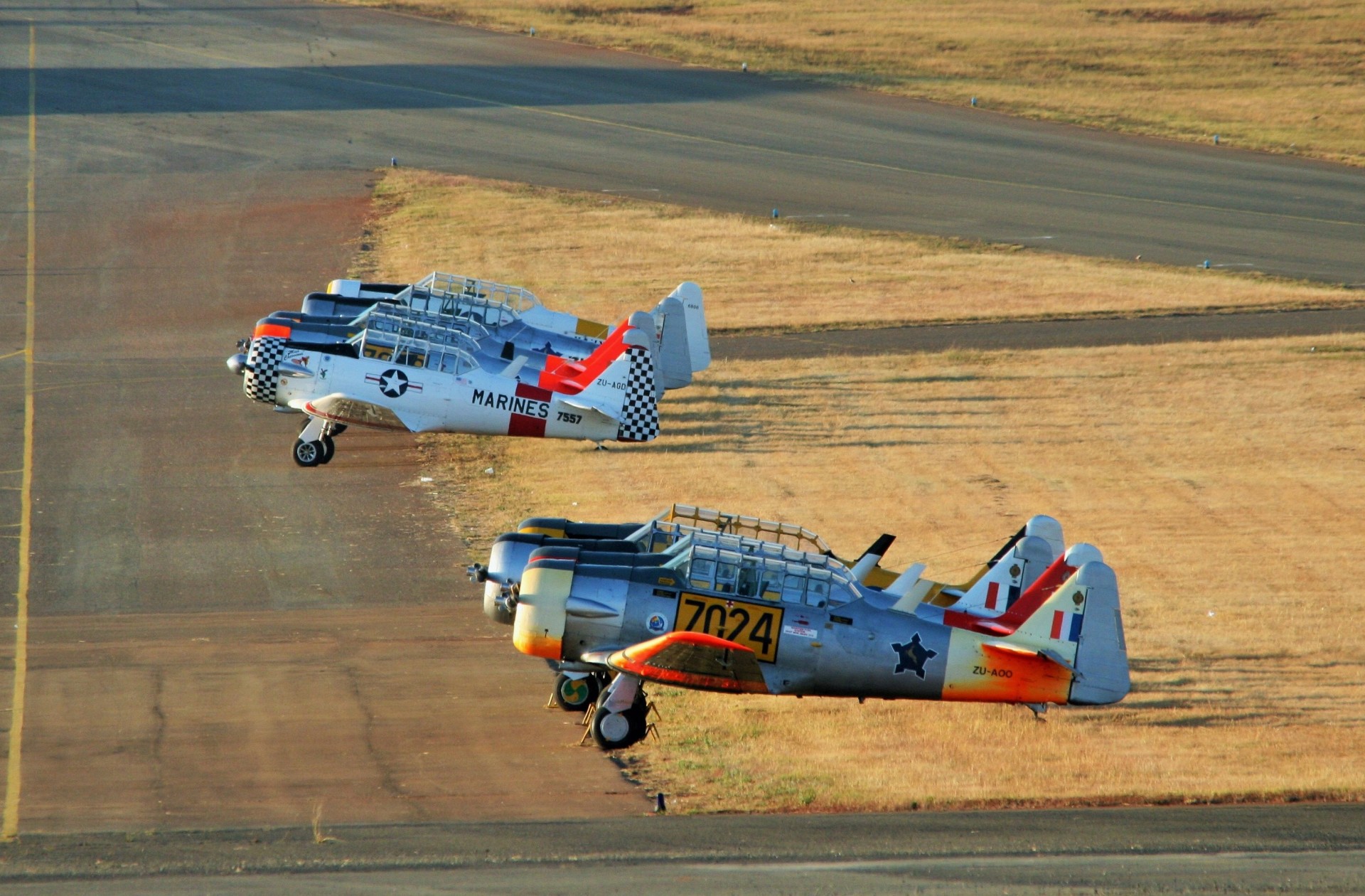 aircraft radial t-6 free photo