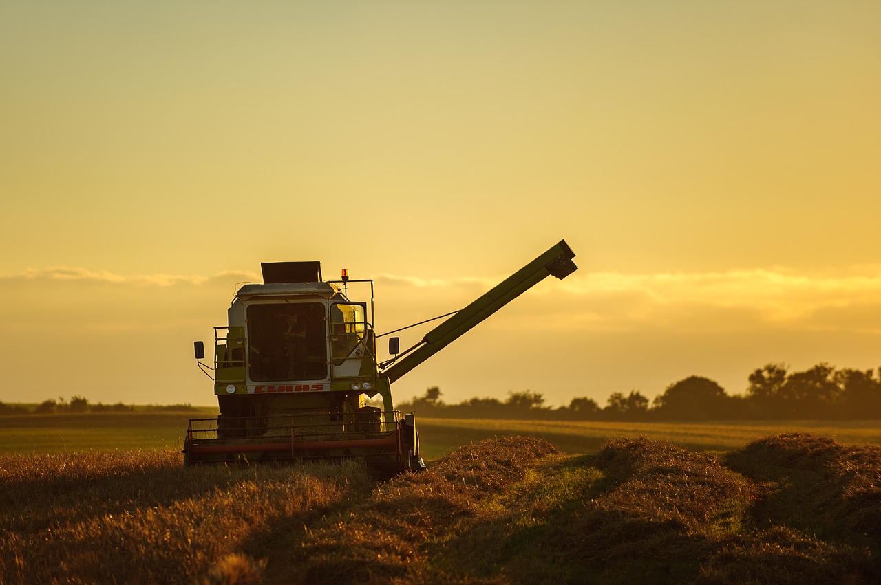 harvest harvester mark free photo