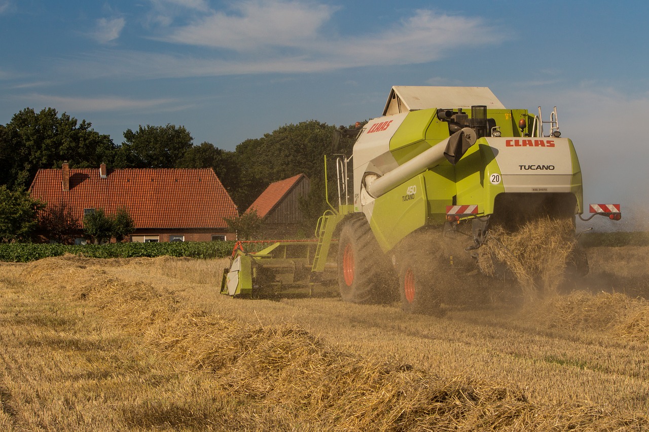 harvest  machine  agriculture free photo