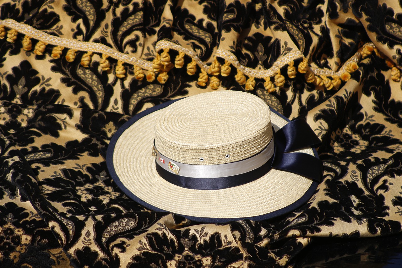 hat gondolier venice free photo
