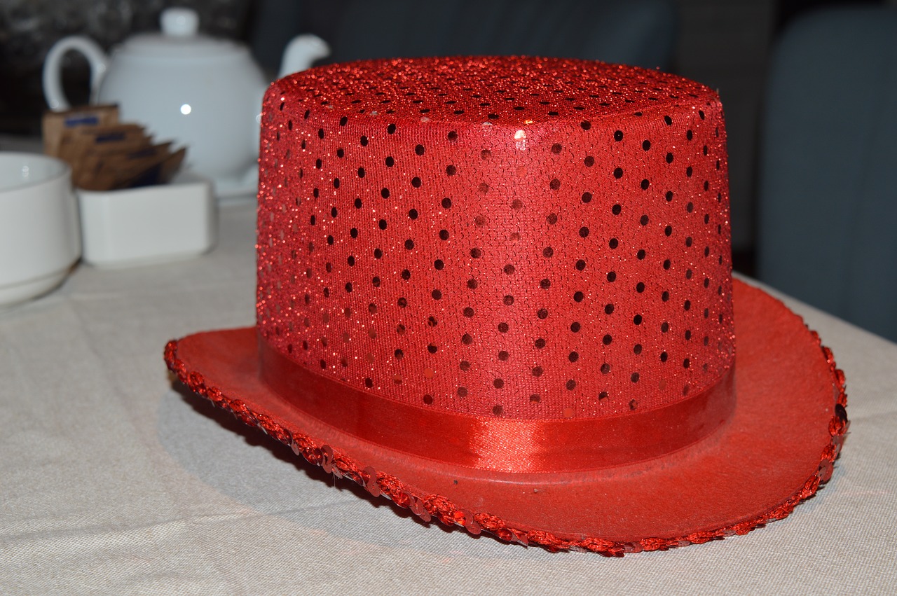 hat red shine free photo