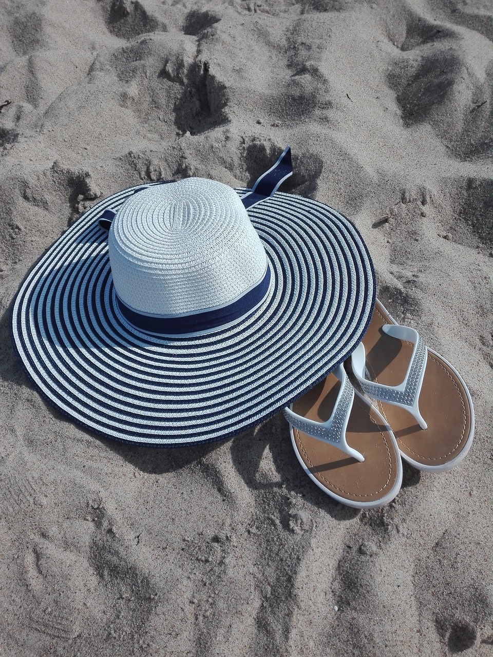 hat  blue  white free photo